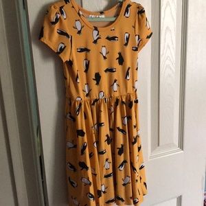 Dot Dot Smile dress size 3/4-cute penguins!